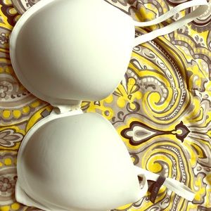 Aerie Kate bra size 32dd brand new only tried on